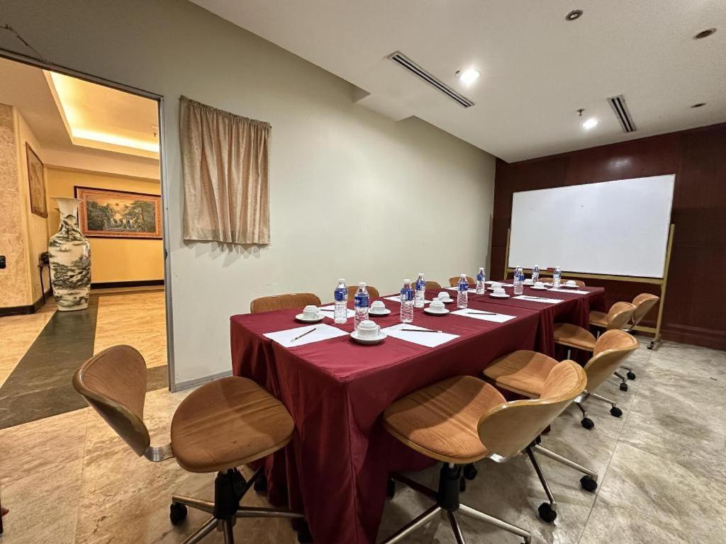 克朗希思塔纳酒店 巴生 外观 照片